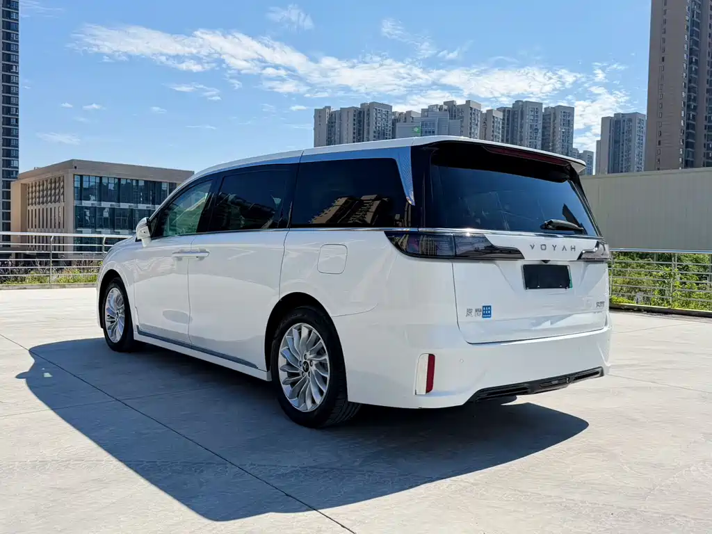 Voyah Dreamer Low Carbon Home