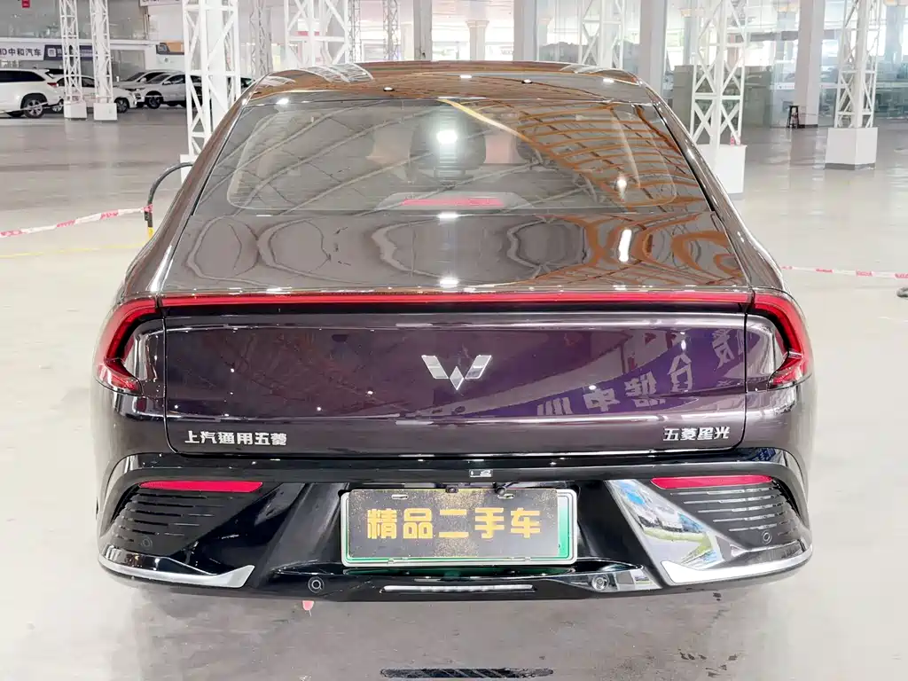 Wuling Starlight 70 Standard