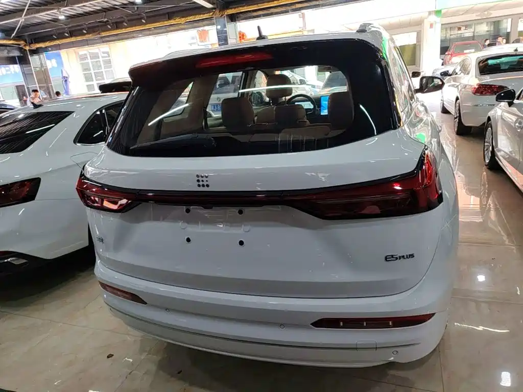 Landian E5 PLUS 蓝电E5 PLUS 2025款 165 km 长续航先享版 7座