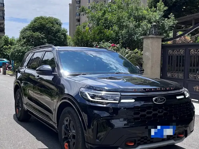 Ford Explorer EcoBoost 285 Kunlun Peak 7-seat