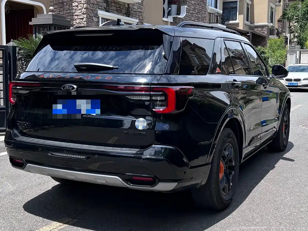 Explorer EcoBoost 285 Kunlun Peak 7-seat