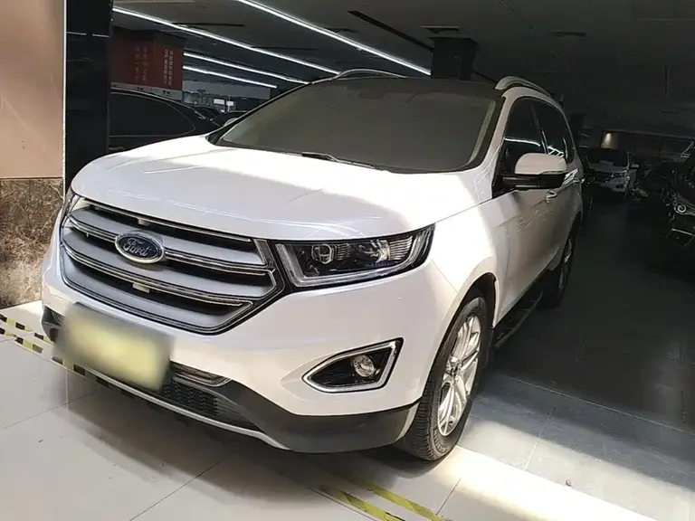 Ford Edge EcoBoost 245 2 WD Grand Sharp 7-seat CN-V