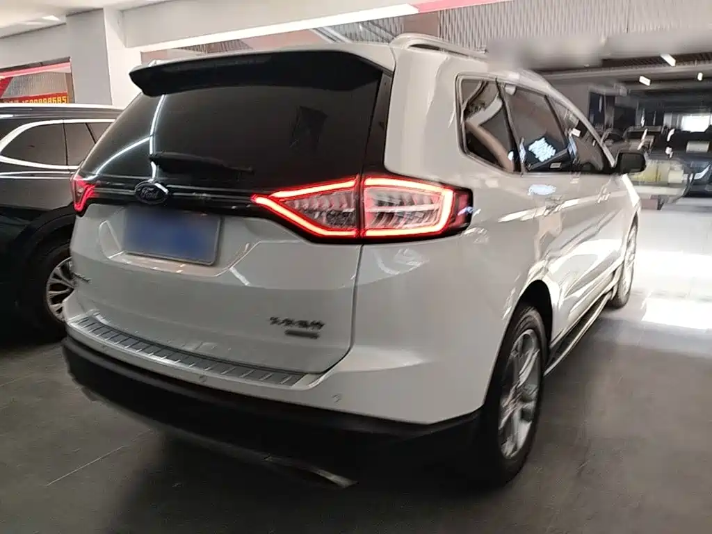 Edge EcoBoost 245 2 WD Grand Sharp 7-seat CN-V