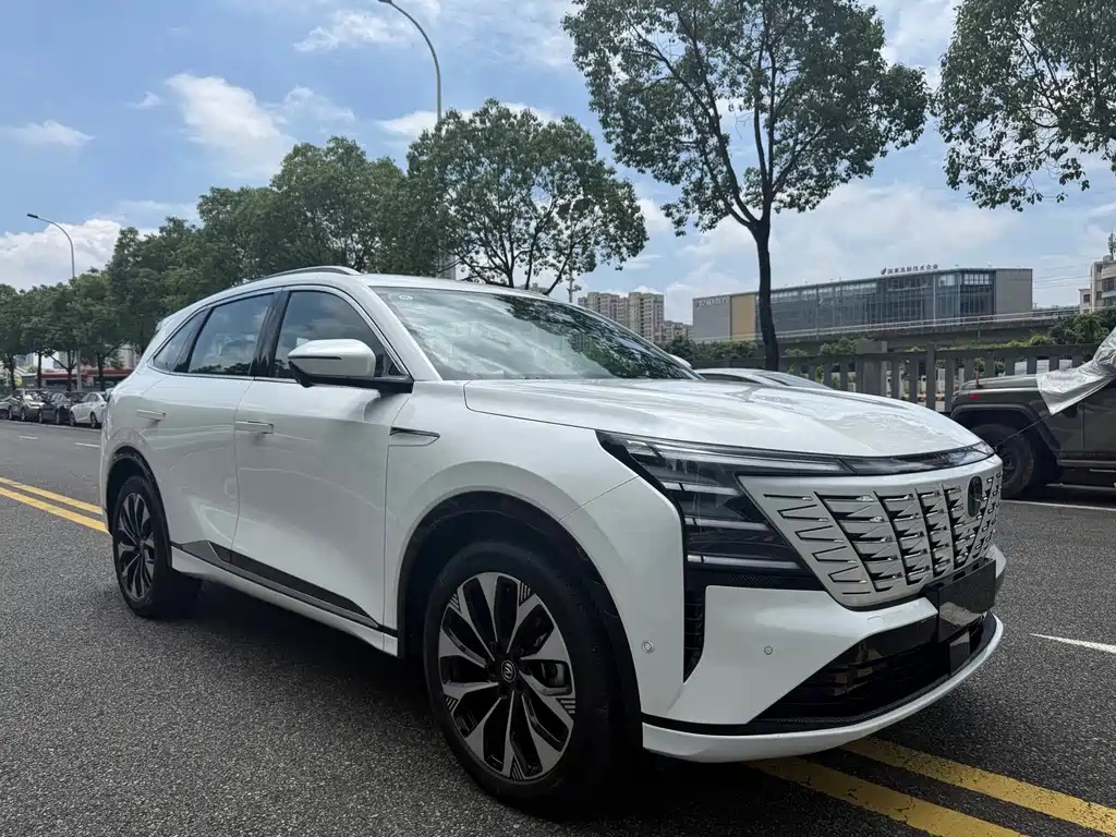 Changan CS75 PLUS 4 th Gen UItra 2.0 T New Blue Whale Smart Smart Engine