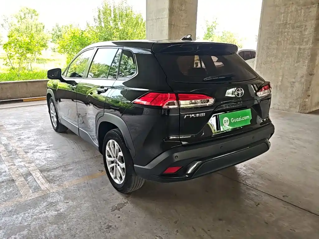 Frontlander 2.0 L CVT Leading