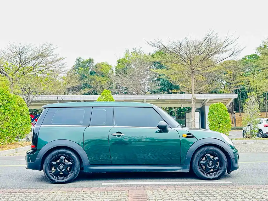 MINI CLUBMAN 1.6 L ONE