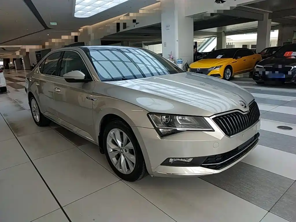 Superb TSI280 DSG Comfort CN-V