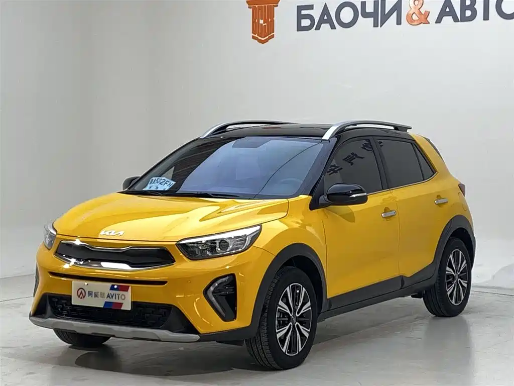 Stonic 1.4 L CVT Fun Enjoyment Sunroof
