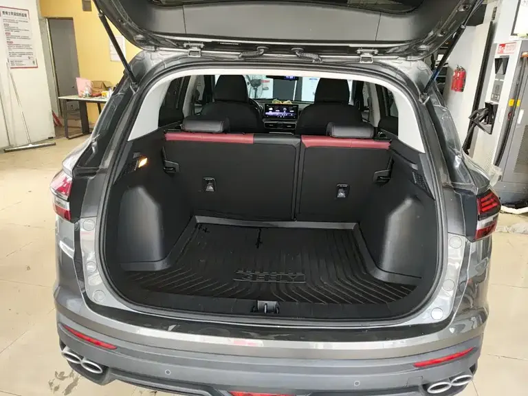 Geely Binyue 1.4 T DCT Platinum