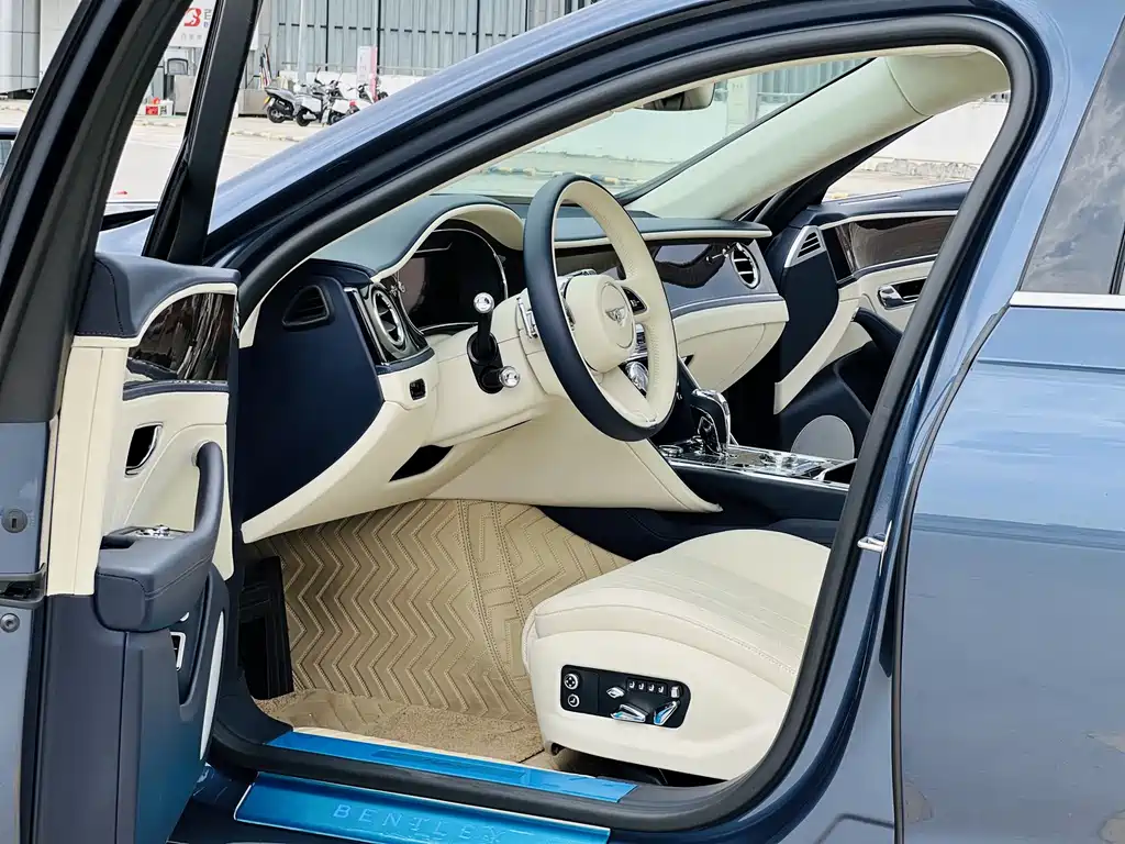 Flying Spur PHEV 2.9 T V6 Hybrid