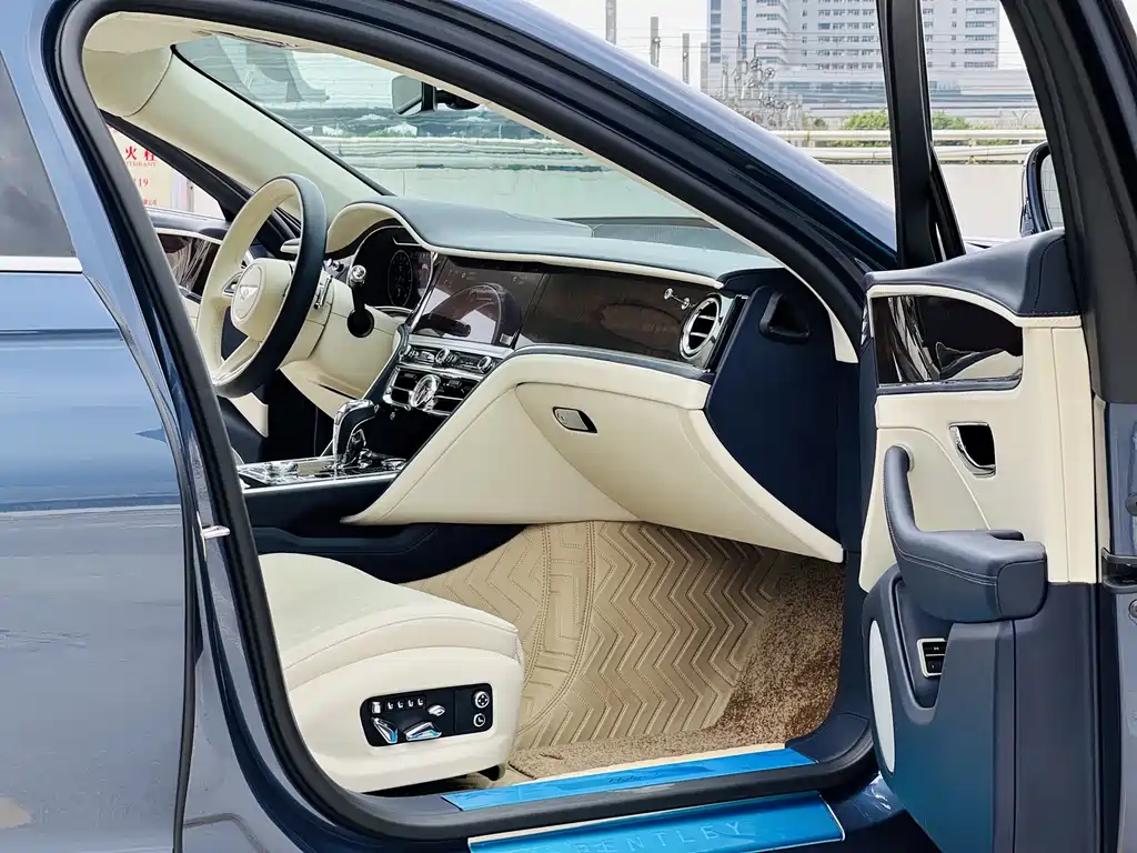 Flying Spur PHEV 2.9 T V6 Hybrid