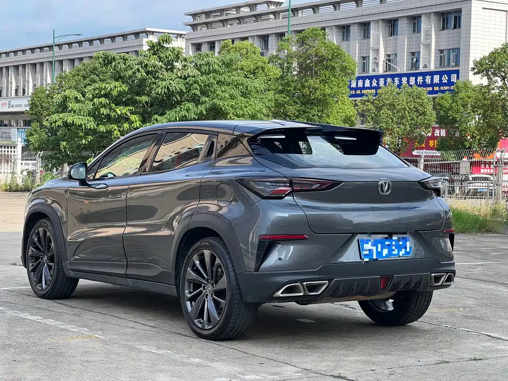 Changan UNI-T 1.5 T Distinguished