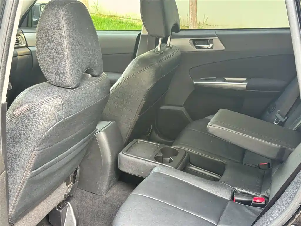 Forester 森林人 2011款 2.0 XS 自动豪华版