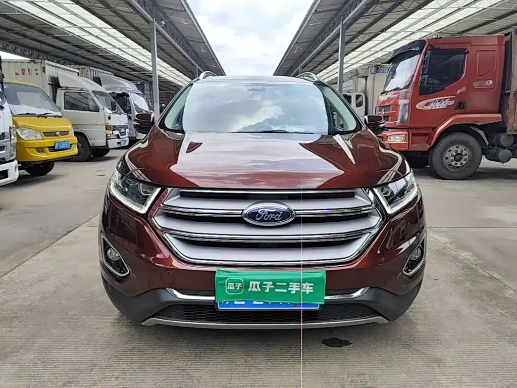 Edge EcoBoost 245 2 WD Grand Sharp 7-seat