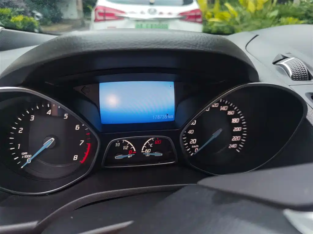 Kuga 2.0 L GTDi 4 WD Elite