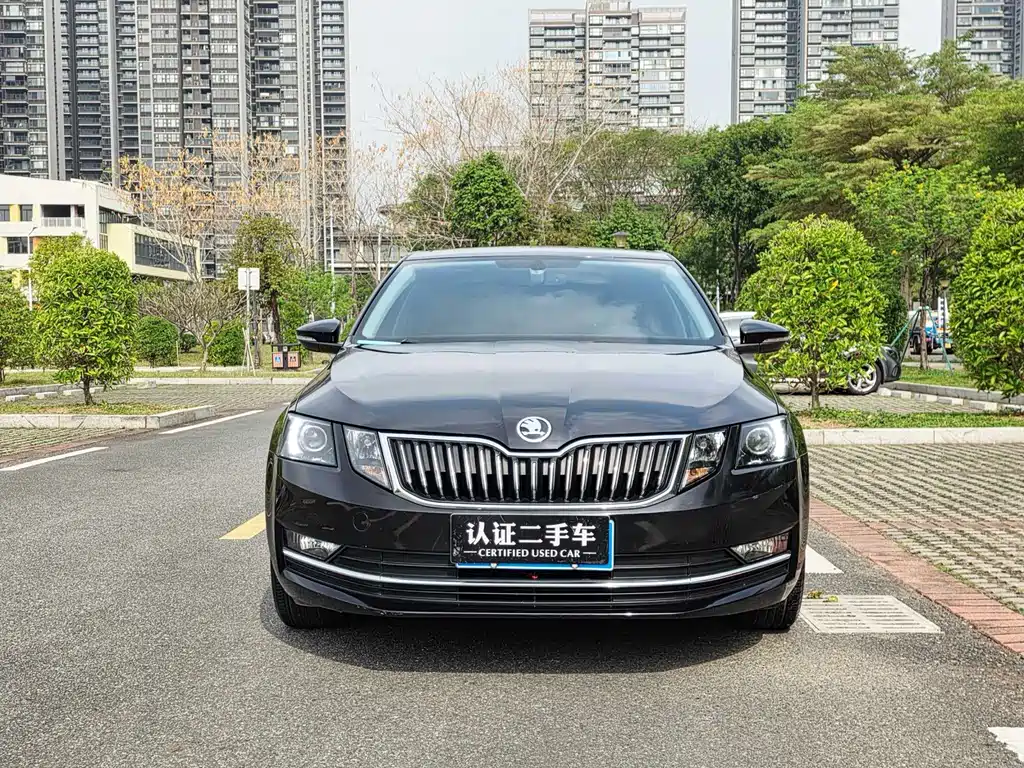 Octavia 1.5 L Auto Luxury