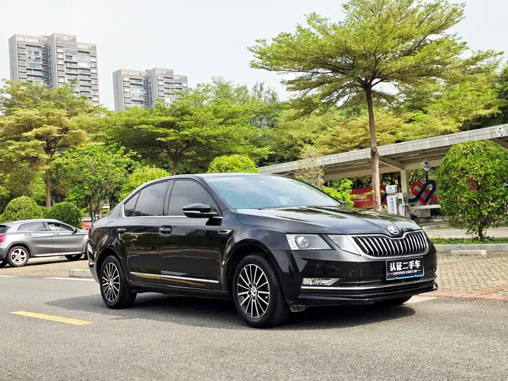 Octavia 1.5 L Auto Luxury