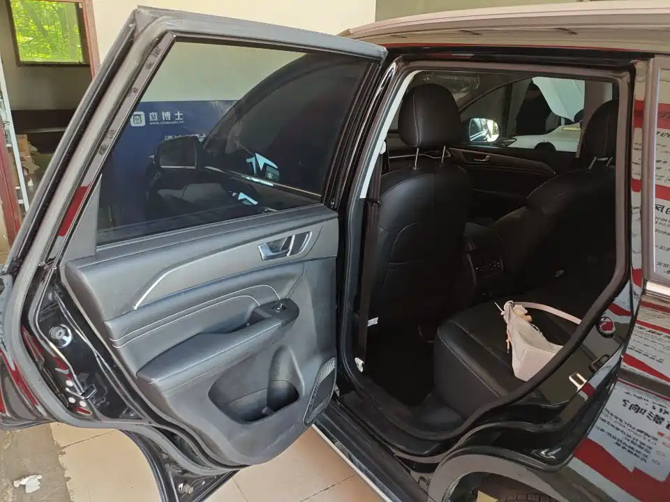 Haval M6 PLUS 1.5 T DCT Luxury Connected