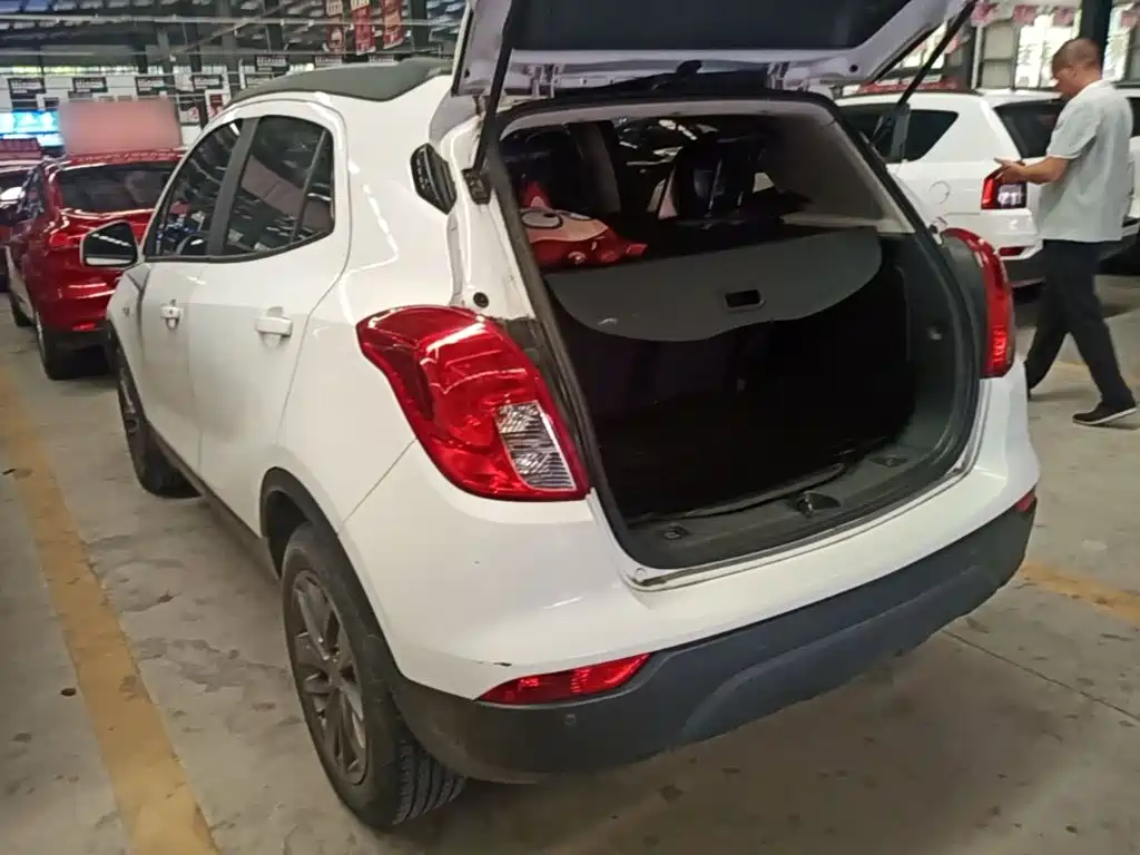 Encore 18 T Auto 2 WD Urban Leading