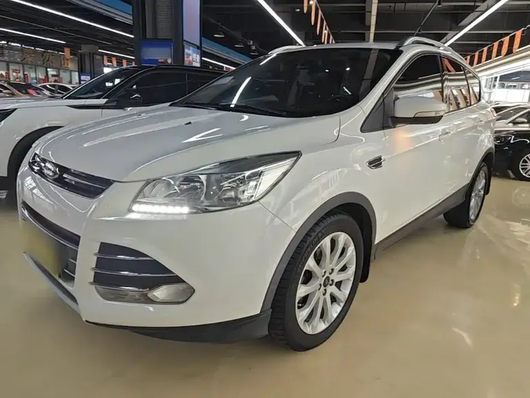 Ford Kuga 1.5 L GTDi 2 WD Style