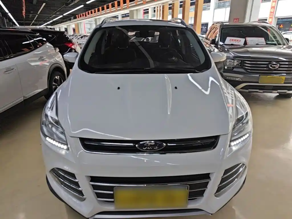 Kuga 1.5 L GTDi 2 WD Style