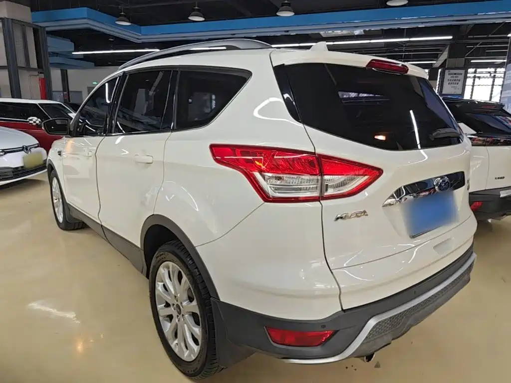 Kuga 1.5 L GTDi 2 WD Style