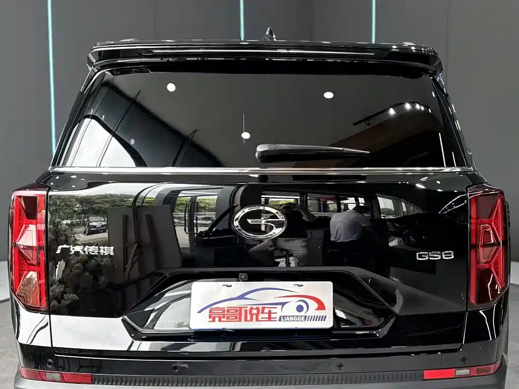GAC Trumpchi GS8 Navigator Series 2.0 TGDI 2 WD Luxury 5-seat