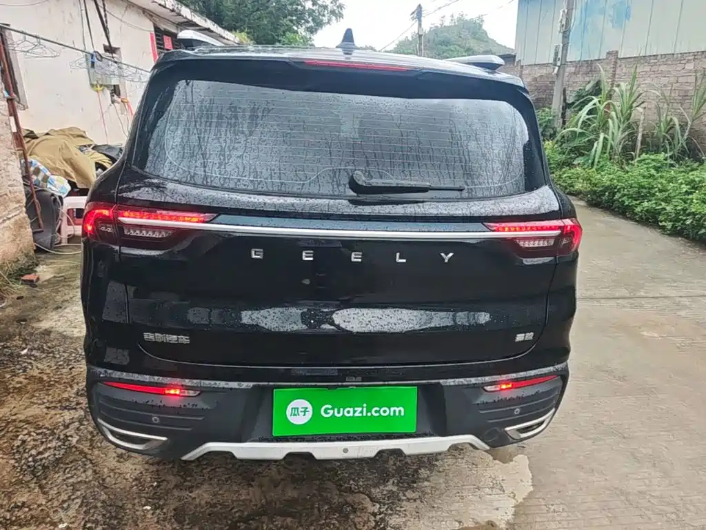 Haoyue 1.8 TD DCT Luxury 7-seat