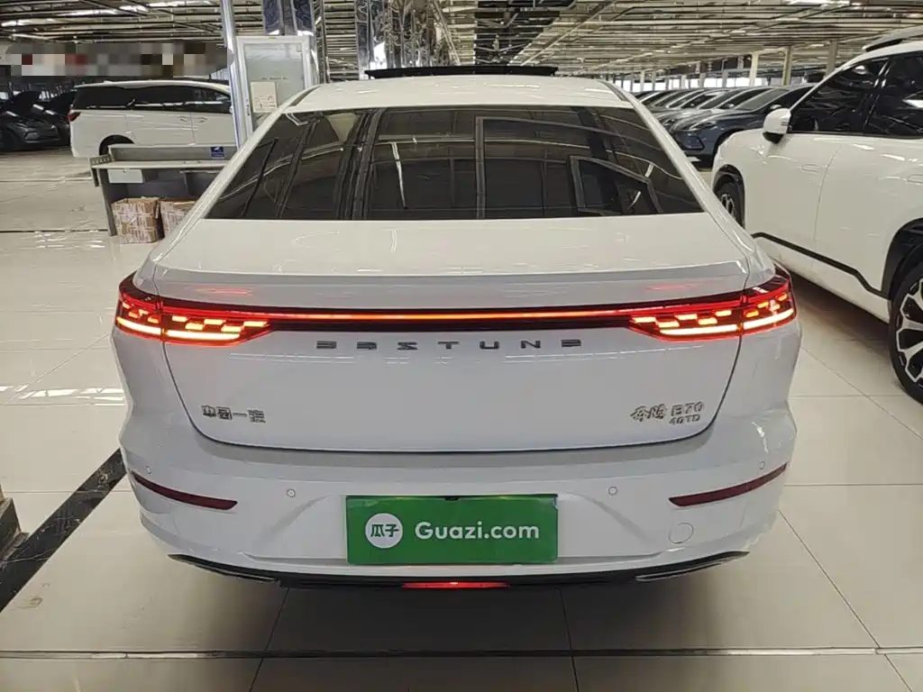Besturn B70 奔腾B70 2024款 第四代 2.0 T 领御型