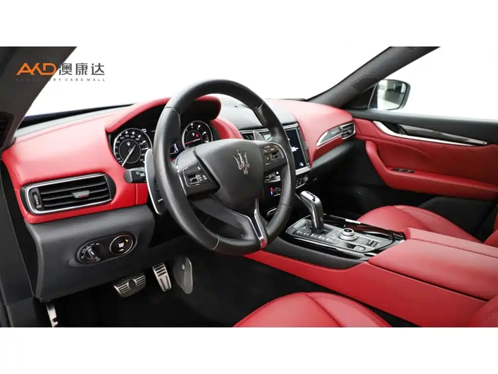Levante 玛莎拉蒂Levante/3.0 T/21款/标准版