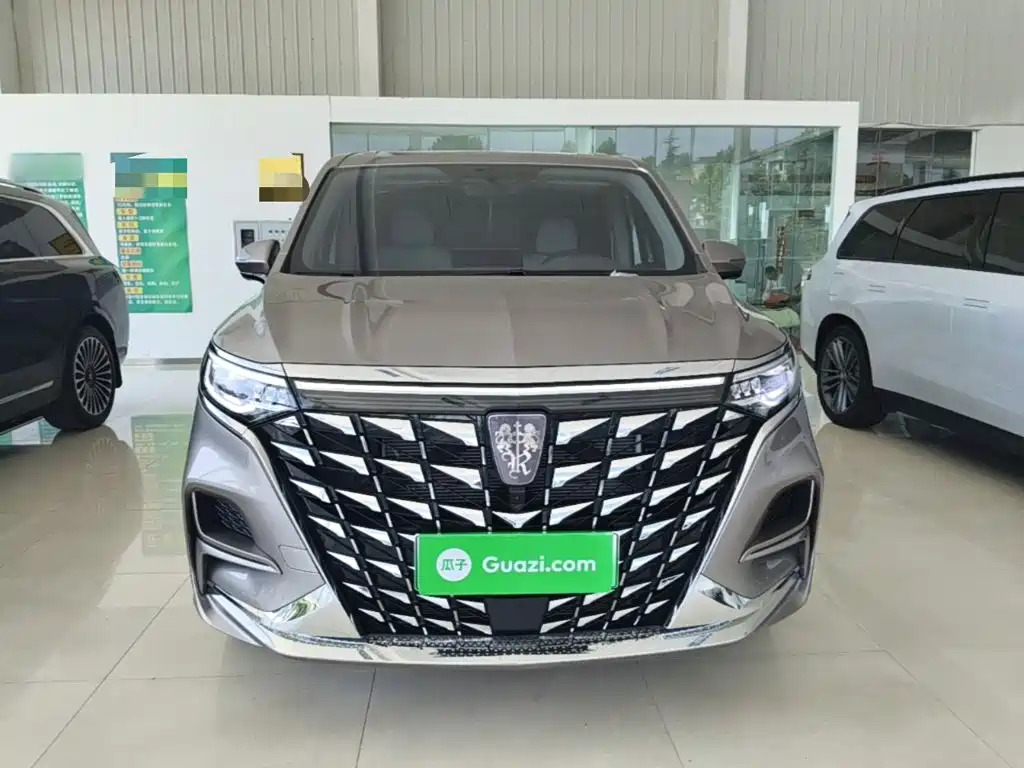 Roewe iMAX8 NEV 荣威iMAX8新能源 2025款 1.5 T DMH 陆尊至享版
