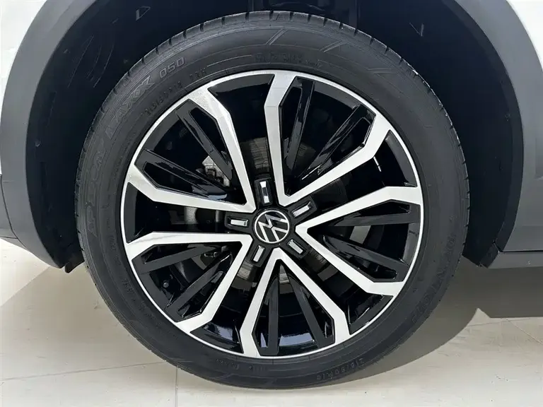 Volkswagen T-ROC 280 TSI DSG 2 WD Comfort Enjoyment PLUS