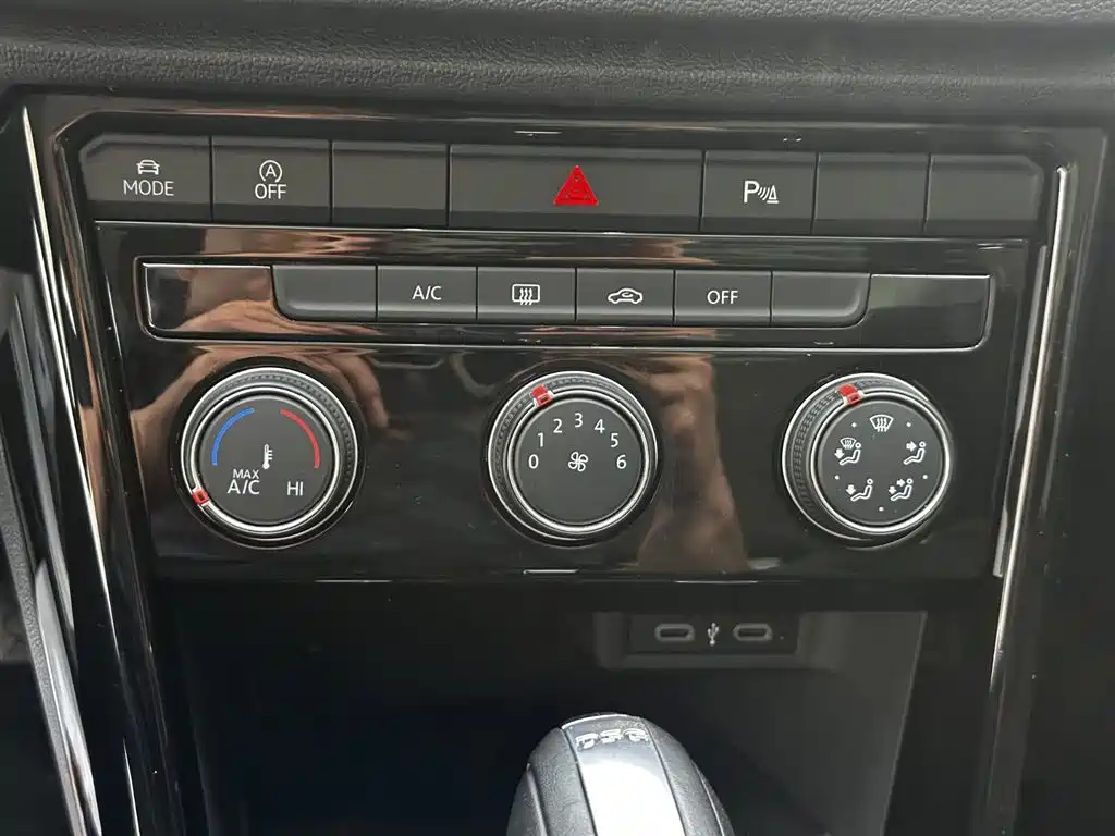 T-ROC 280 TSI DSG 2 WD Comfort Enjoyment PLUS