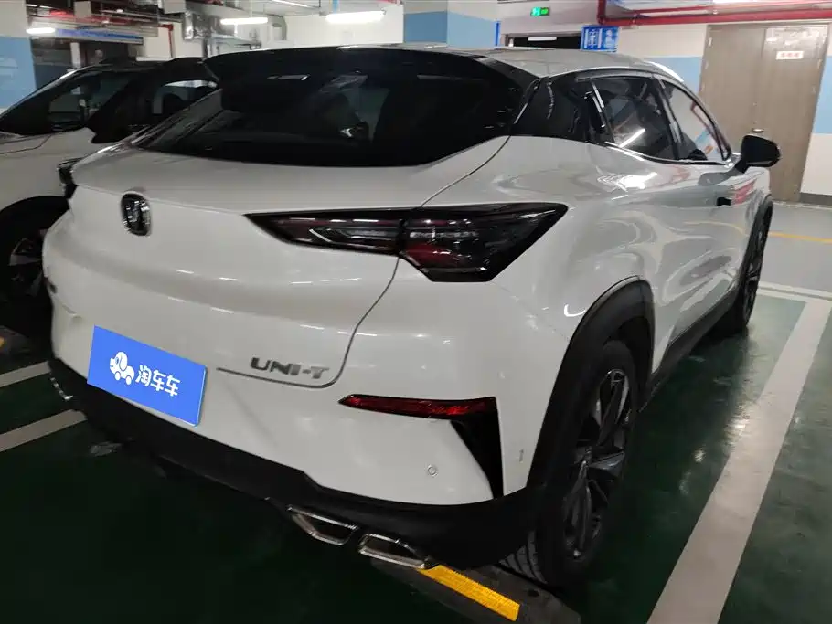 Changan UNI-T 1.5 T Flagship