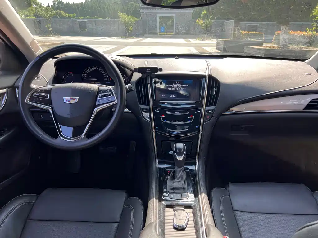Cadillac ATS-L 28 T Fashion