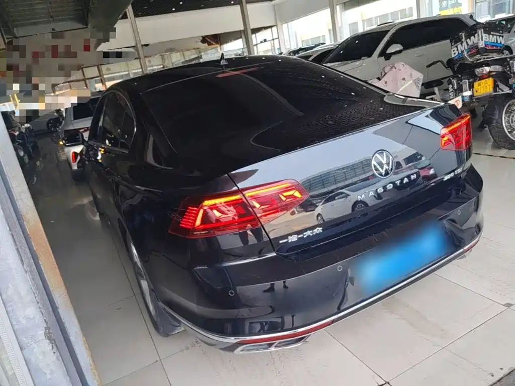 Magotan 200 10 K Commemorative 280 TSI DSG Comfort