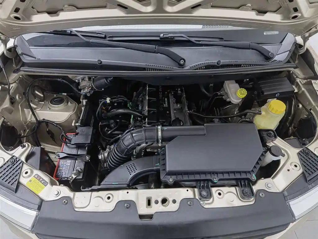 Wuling Hongguang V 1.5 L Power Take LAR