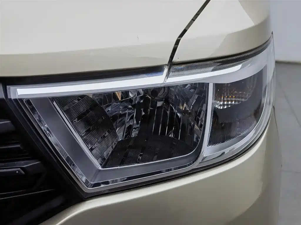 Wuling Hongguang V 1.5 L Power Take LAR