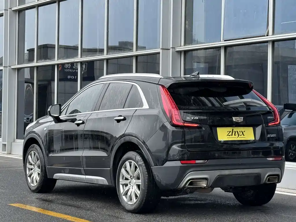 Cadillac XT4 28 T 2 WD Luxury