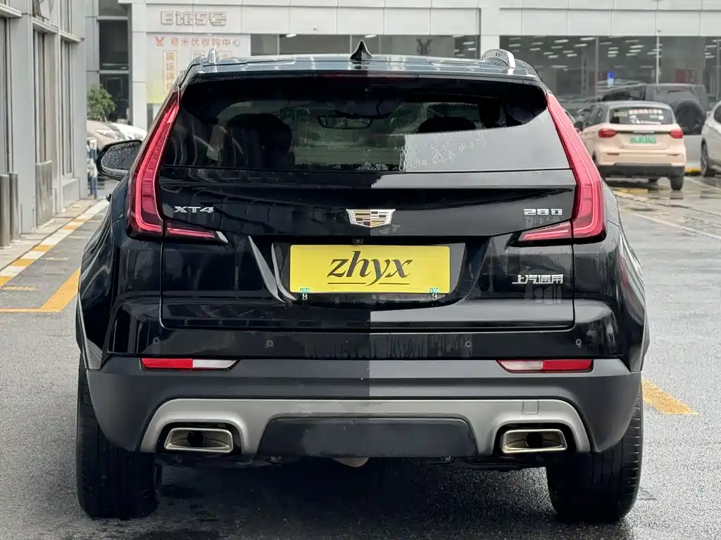 Cadillac XT4 28 T 2 WD Luxury