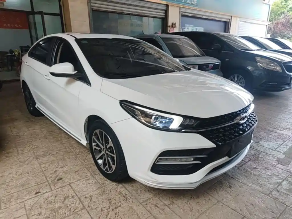 Arrizo GX Champion 1.5 L CVT Premium