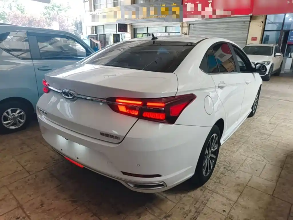 Arrizo GX Champion 1.5 L CVT Premium