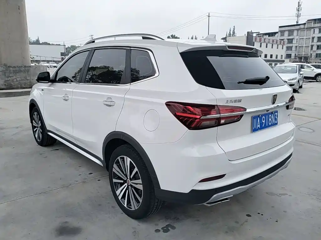 Roewe RX5 荣威RX5 2020款 20 T 手动4 G互联超越旗舰版