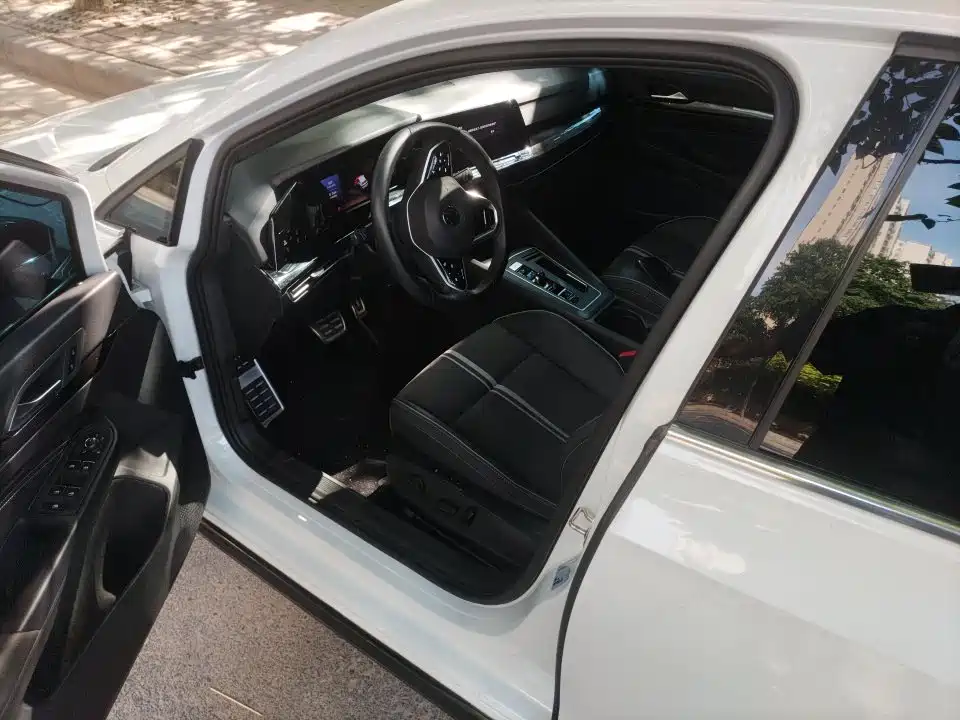 Golf 280 TSI DSG R-Line Lite