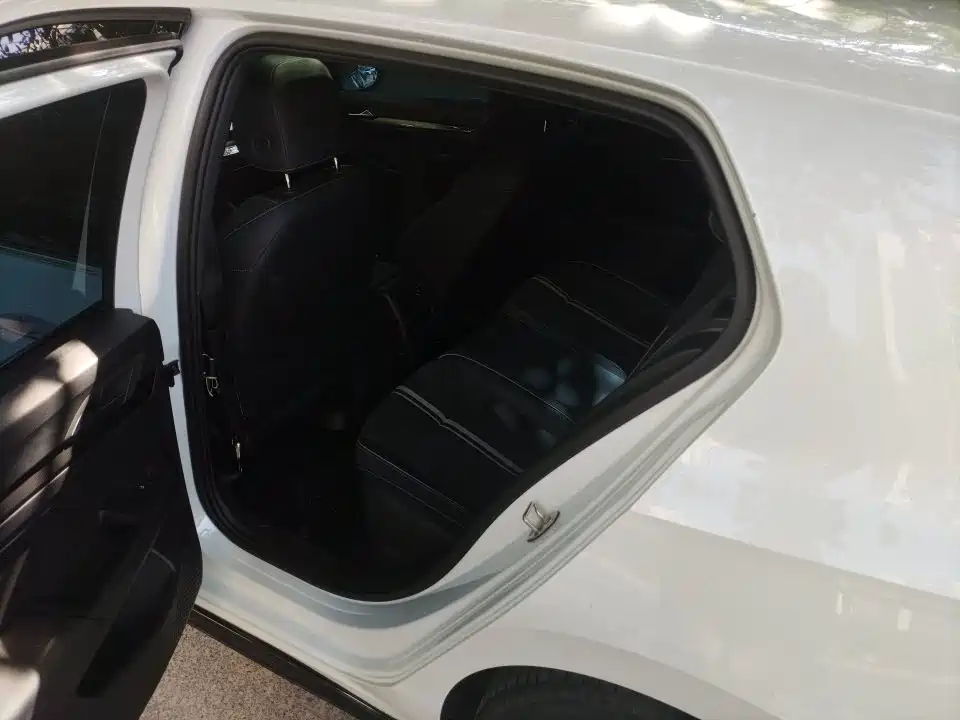 Golf 280 TSI DSG R-Line Lite