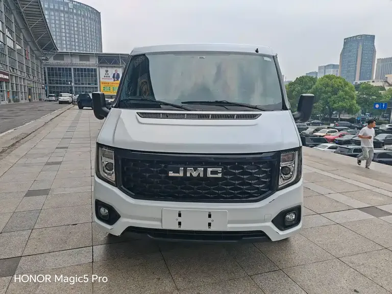 JMC Fushun 2.0 T Manual SWB Low Roof Commercial Multi-purpose Passenger 6-seat Dual Tailgate