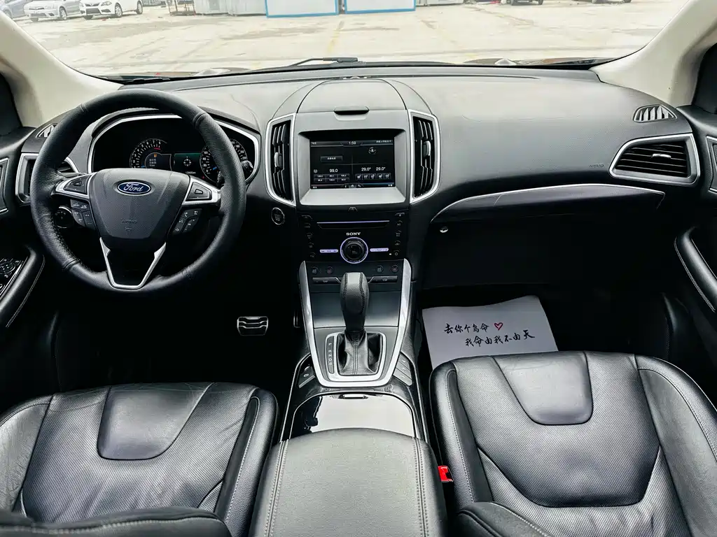 Edge EcoBoost 245 4 WD Supreme Sharp 7-seat