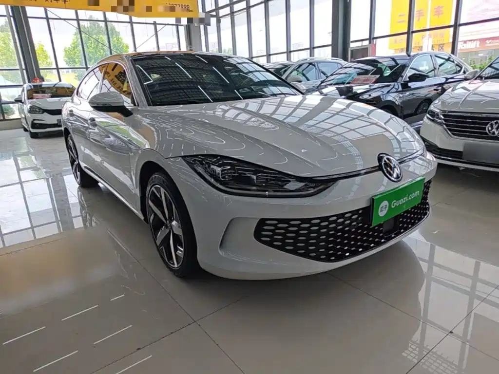 Lamando Lamando L 280 TSI DSG Spicy Cool