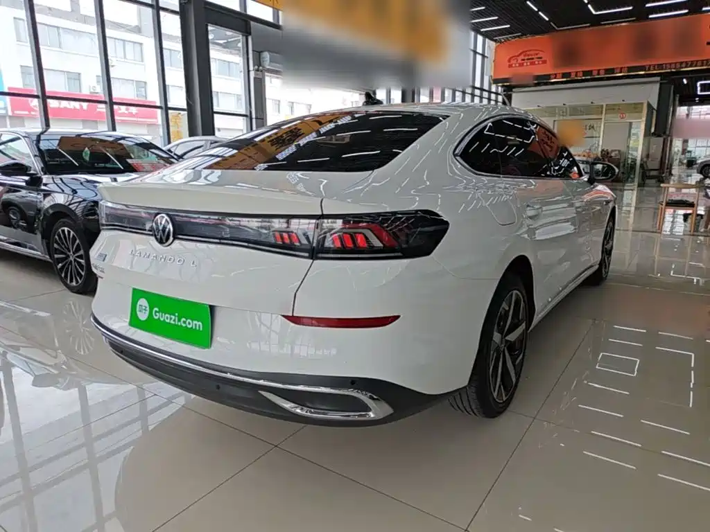 Lamando Lamando L 280 TSI DSG Spicy Cool
