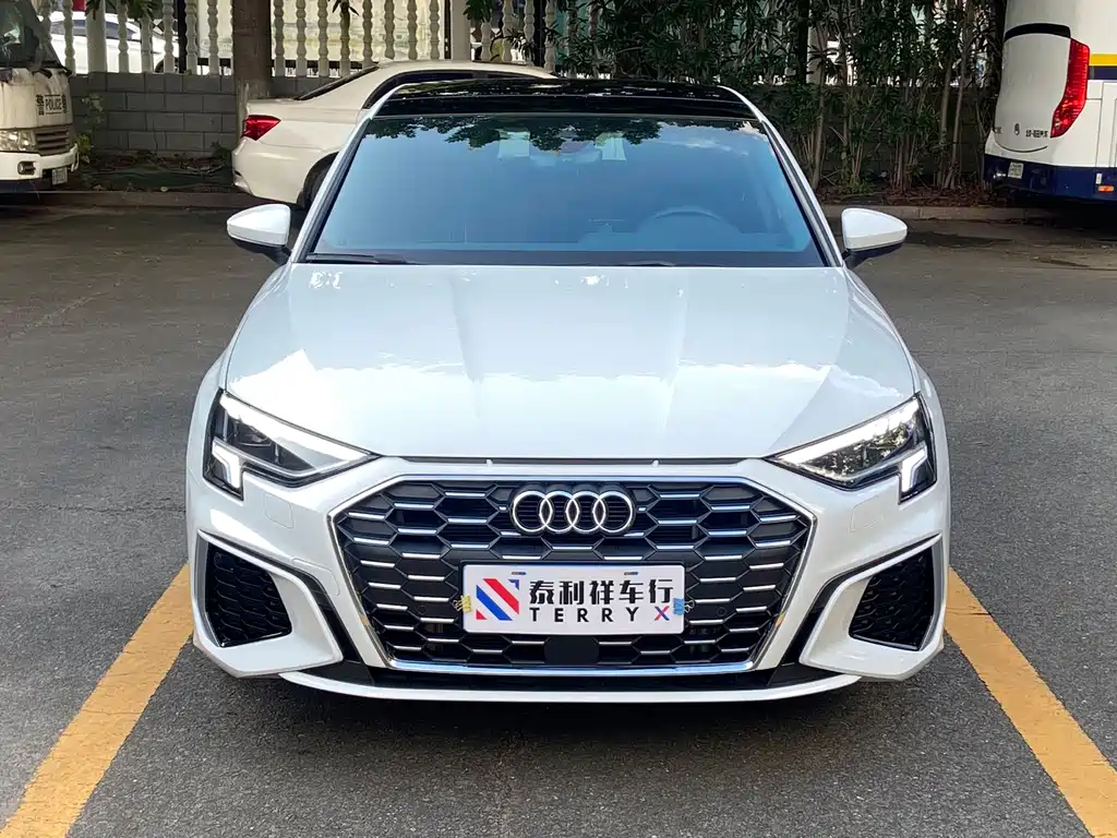 Audi A3 Facelift Sportback 35 TFSI Fashion Sport